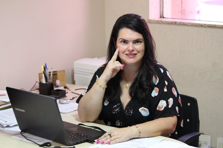 Dra. Vanessa Silva Stoppa - Direito Previdenciario - Direito Civil - Direito Trabalhista - Direito Penal